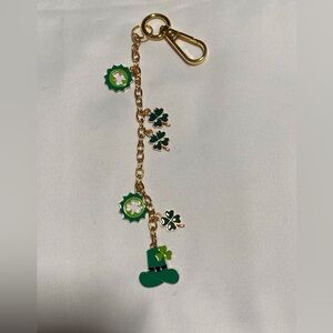 St Patrick’s Day Gold and Green Clover Charm Bracelet